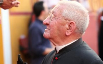 D. Apolonio en su plaza de Badajoz. (FOTO: Gallardo)